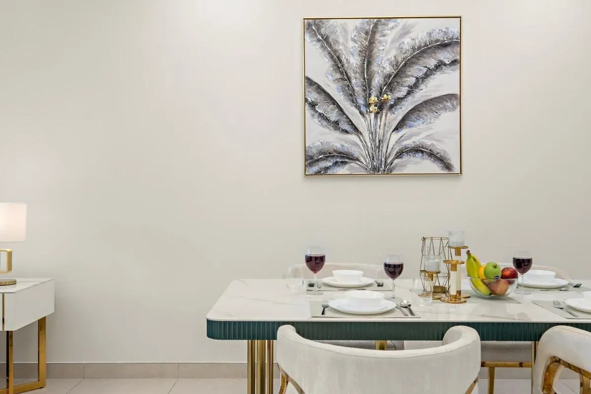 Elegant 2Br With Balcony And Burj Khalifa Skyline Views Apartment Dubai