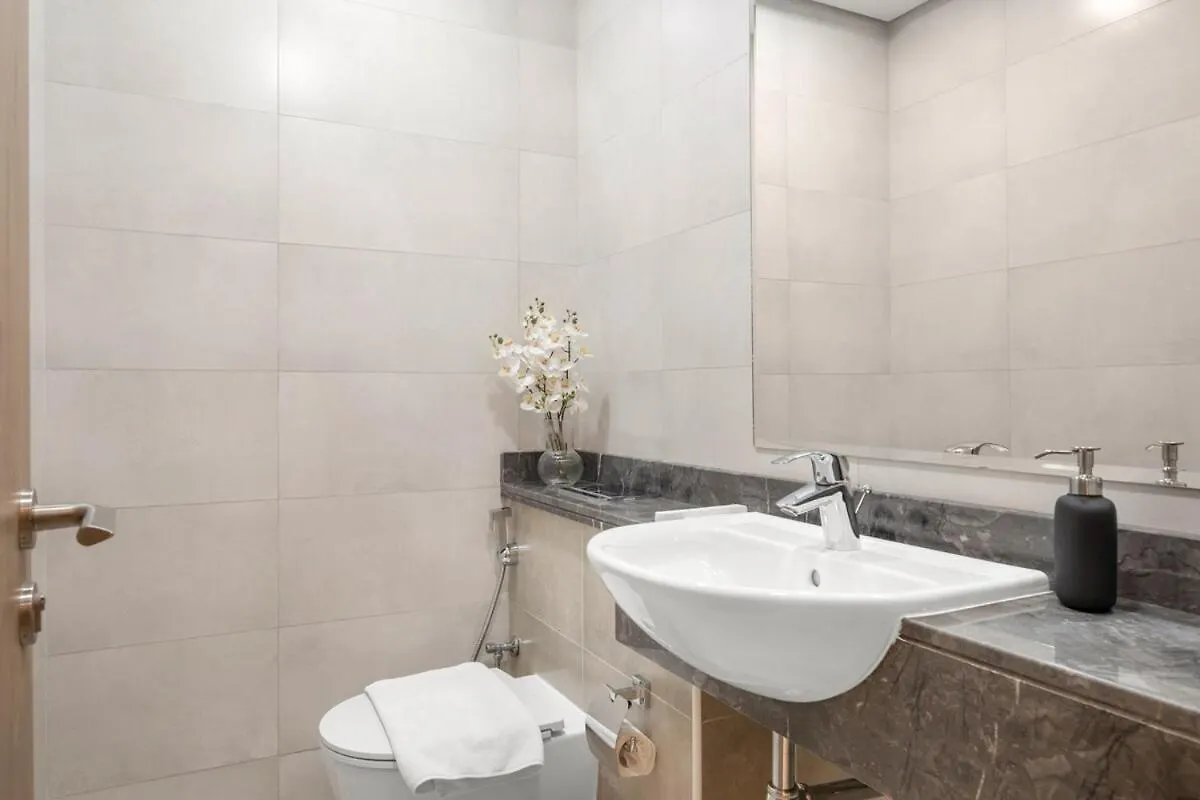 Elegant 2Br With Balcony And Burj Khalifa Skyline Views Apartment Dubai 0*,  United Arab Emirates