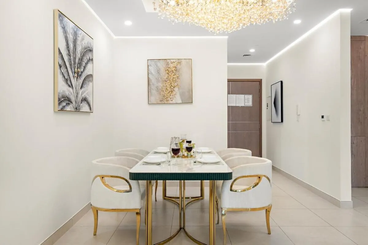 Elegant 2Br With Balcony And Burj Khalifa Skyline Views Apartment Dubai